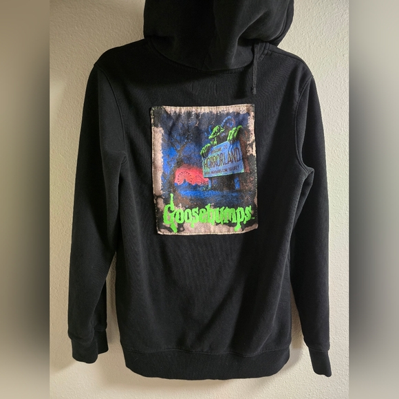 Goosebumps Hoodie Black Handsewn - Picture 1 of 4